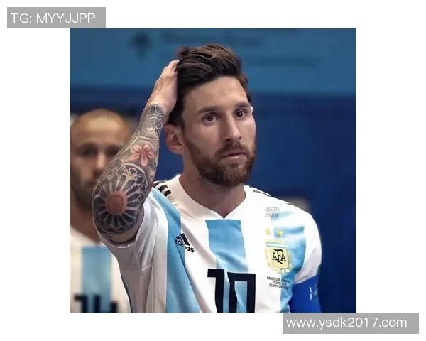 帅气男足球明星学生头像设计灵感分享,展现青春活力与运动魅力